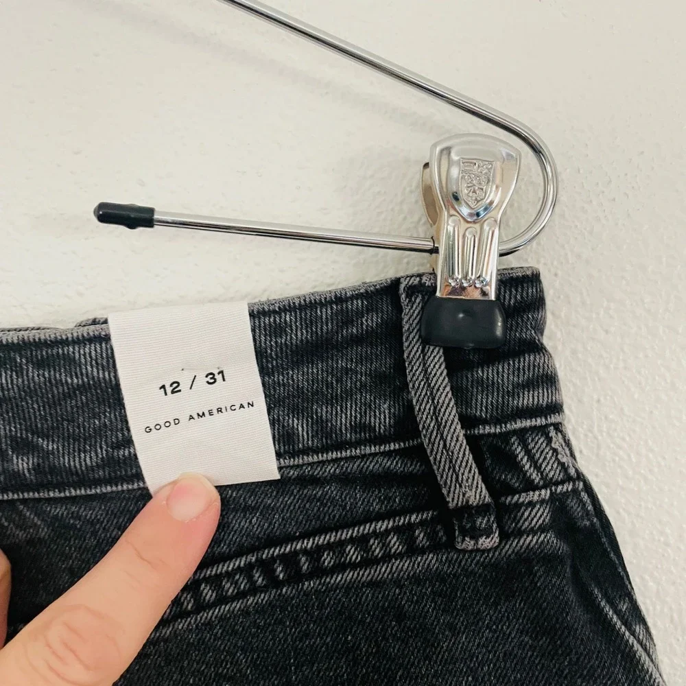 NWT Good American High Rise Denim Booty Short 1.5" Black Summer Sexy Women 12/31 - Picture 5 of 8